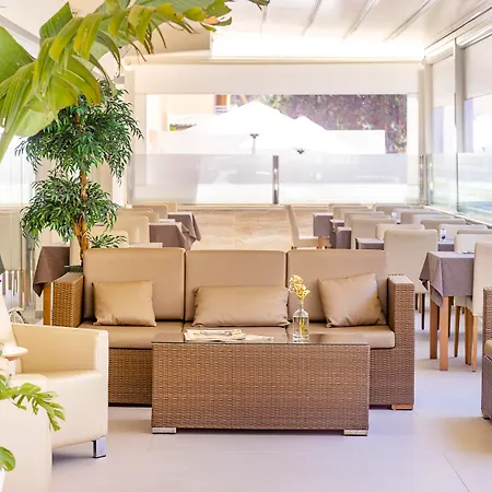 Готель The Sky - Adults Only 4*