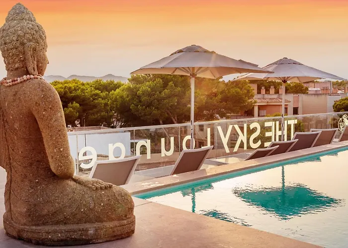 Готель The Sky - Adults Only Кала-Ратхада