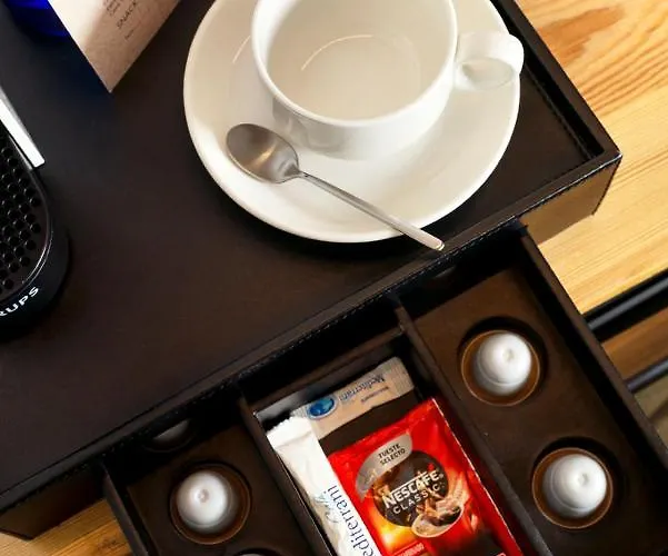 The Sky - Adults Only Готель