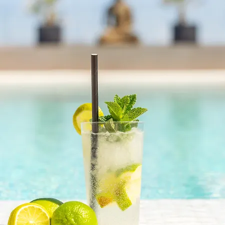 The Sky - Adults Only Szálloda