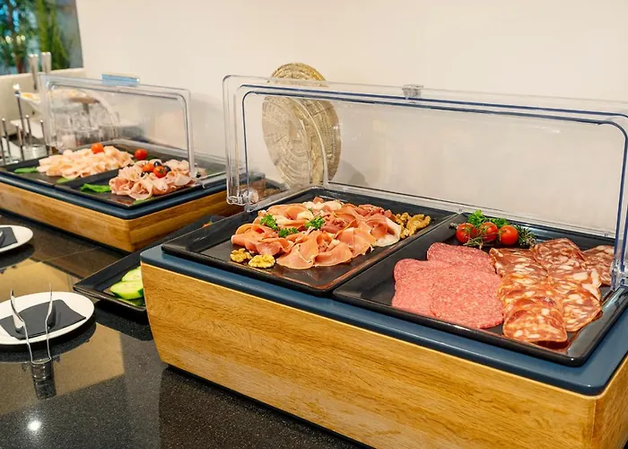 Hotel The Sky - Adults Only