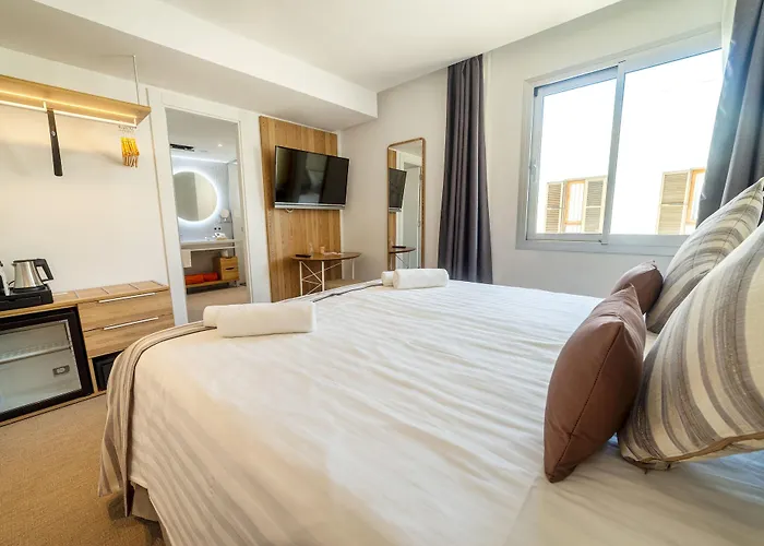 The Sky - Adults Only Hotel